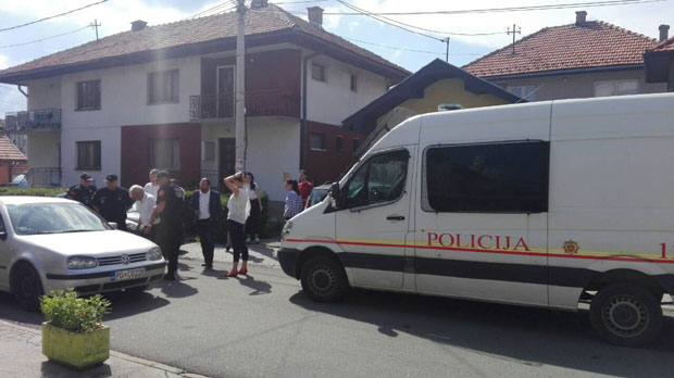 Демократе: Активисти ДПС-а упали у наше просторије у Пљевљима (ВИДЕО)