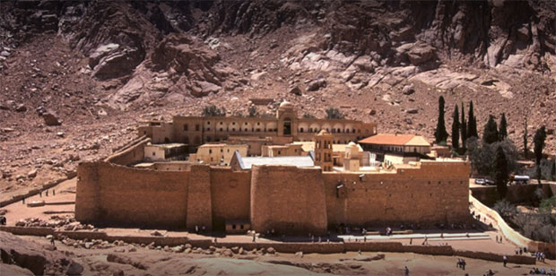Египат: Најстарији манастир на свету чува бројне српске трагове (ВИДЕО)