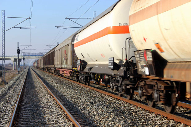 ИСКЛИЗНУО ТЕРЕТНИ ВАГОН: Прекинут железнички саобраћај Ниш-Зајечар