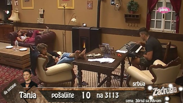 Слоба певао Кији романтичне стихове