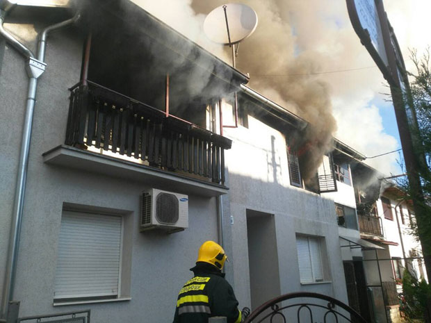 У центру Чачка изгорело 200 квадрата (ФОТО)