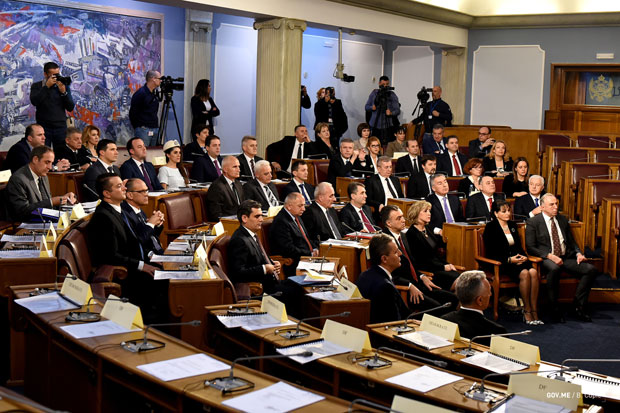 Део опозиције у Црној Гори најављује прекид бојкота парламента