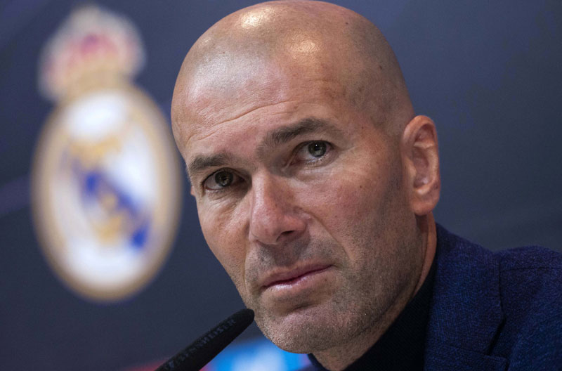 РЕАЛ БЕЗ ТРЕНЕРА: Зидан поднео оставку!
