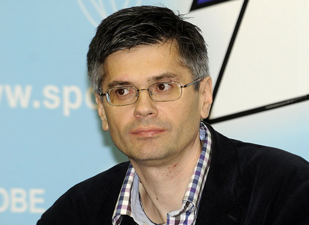 ШПИЈУНКА: Зубар за госта