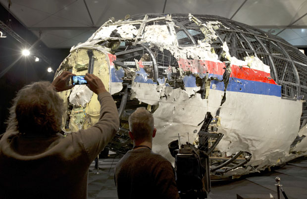 ИЗ МАЛЕЗИЈЕ ПОРУЧУЈУ: Нема доказа да је Русија одговорна за пад нашег авиона