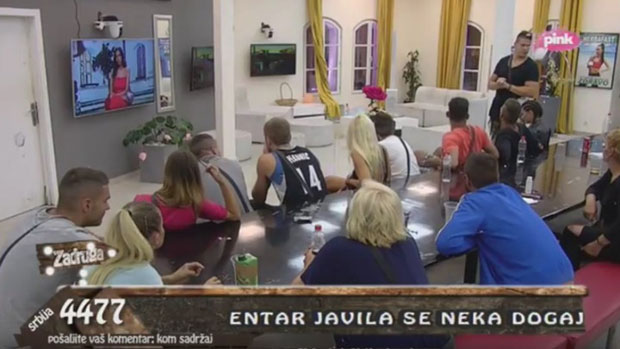 Ђоганијева од срамоте побегла у гардеробер! (ВИДЕО)