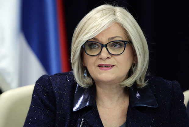 Чак 80% плаћања картицама грађана обрађује се у иностранству