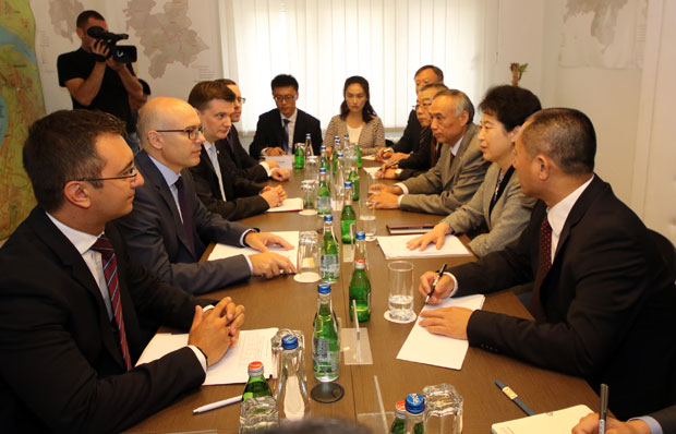 Делегација КП Кине у посети СНС у Новом Саду