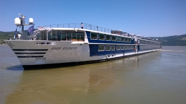 Странце на доковима чека цео Милановац