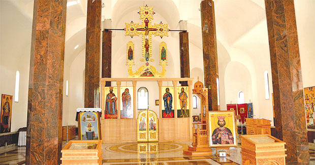 До Видовдана нови иконостас у комплексу Андрићграда у Вишеграду