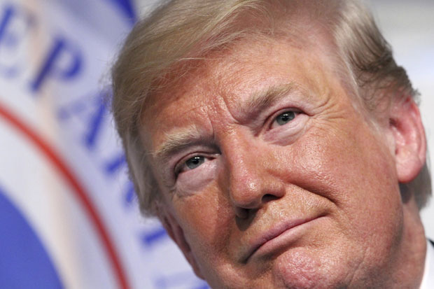 Трамп: Имам легално право да помилујем себе