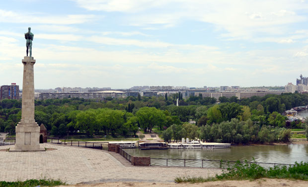 ВЕЋ ДВЕ ДЕЦЕНИЈЕ: Споменик београдском Победнику накривљен, спрема се санација