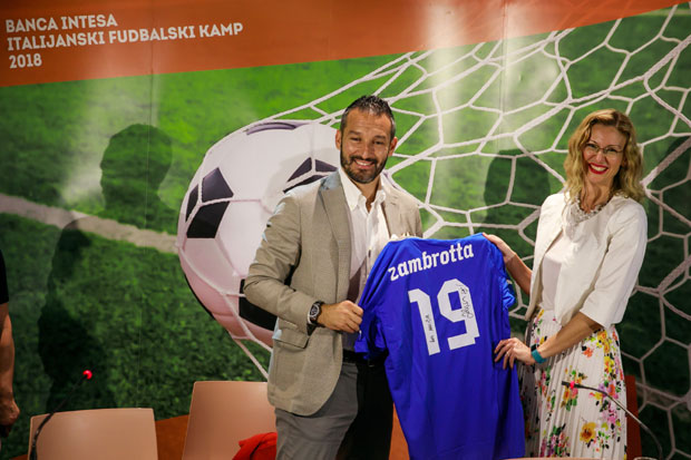 Замброта: Мундијал ћу гледати са троседа