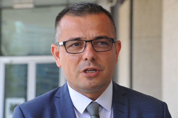 Недимовић: Разговараћу са малинарима, али не о цени