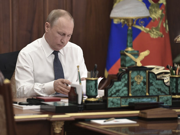 Путин: Русија, суверена или је неће бити