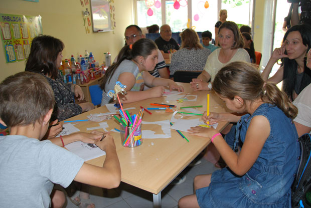 ЈЕДНАКА ПРАВА ЗА СВУ ДЕЦУ: Годину дана Центра за бригу о младима у Свилајнцу 