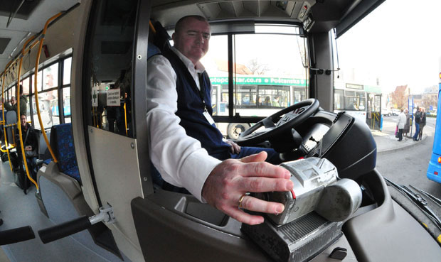 Нови Сад: Нуде и лажне карте