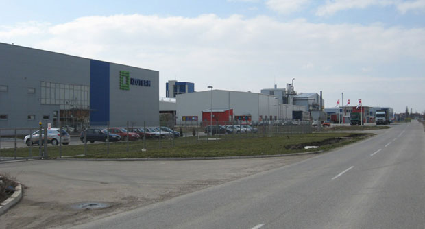 Инђија: Сва столарија у извоз