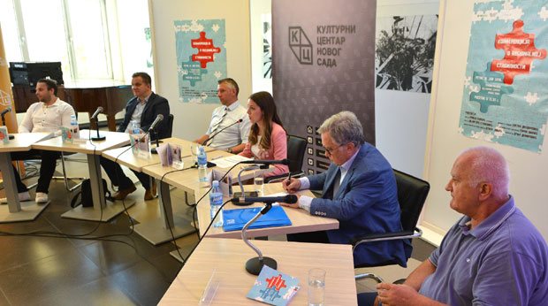 Не свађа се народ већ политичари