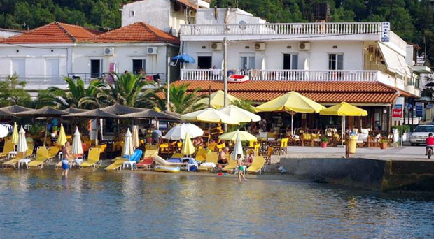 Грчка с четири звездице и полупансионом за само 249 евра