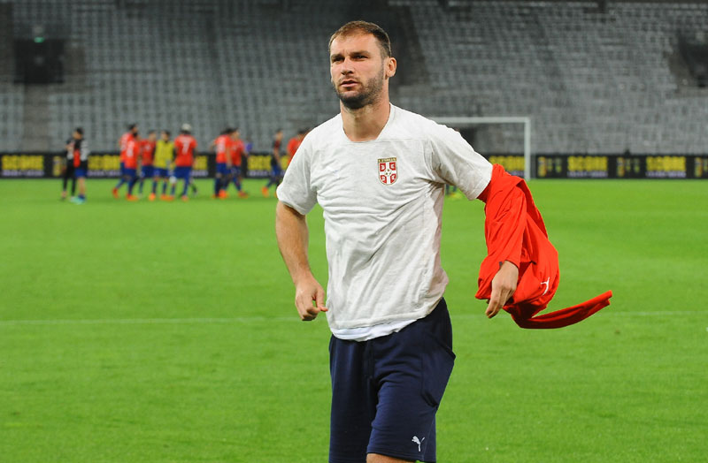 Ивановић уз раме Станковићу