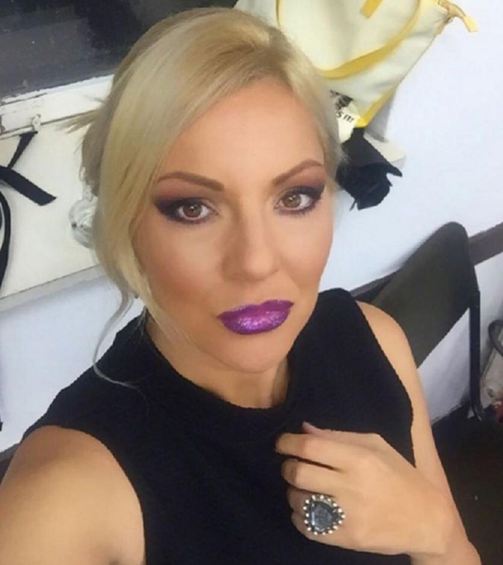 УСПЕЛА ВАНТЕЛЕСНА ОПЛОДЊА: Ивана Селаков у другом стању