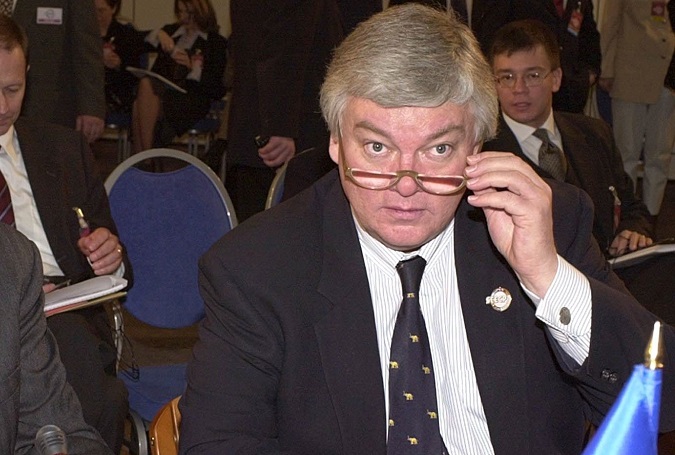 Хомбах: Сукоб светских сила на Балкану могао би да сломи ЕУ