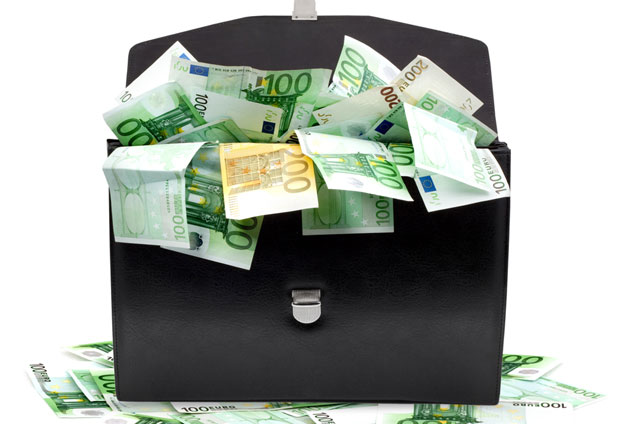 Рим:У исповедаоници у цркви нађене торбе са 36.000 евра