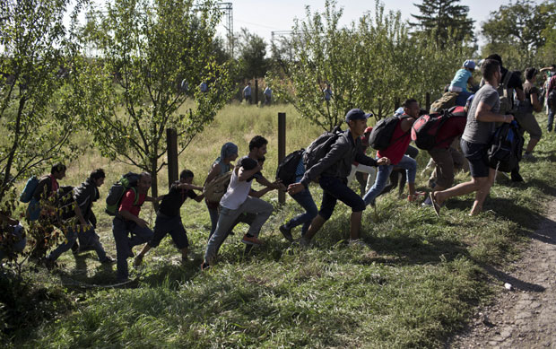 ИСПОВЕСТ МИГРАНАТА НА КОЈЕ ЈЕ ПУЦАЛА ХРВАТСКА ПОЛИЦИЈА: Тражили смо Хитну помоћ за рањену децу, а тукли су нас пиштољима