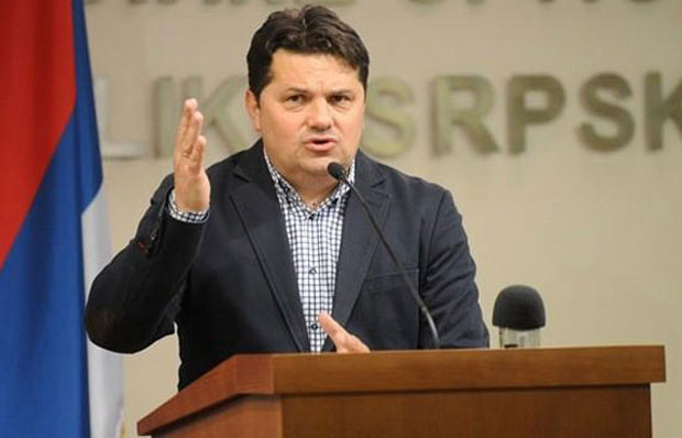 Савет да поднесе оставку