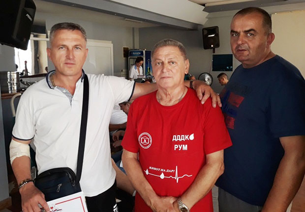 Модрича: Рaдници дoнирaли 41 литру крви (ФОТО)