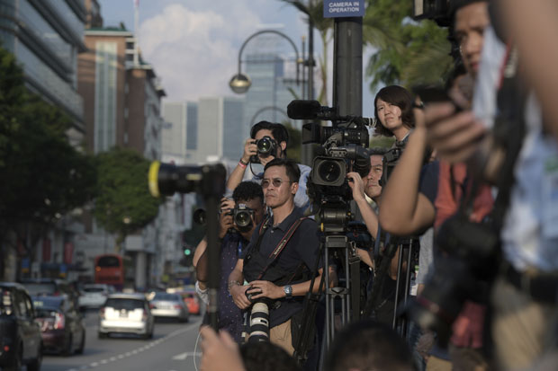 Новинари у Сингапуру уживају у локалним специјалитетима (ФОТО)