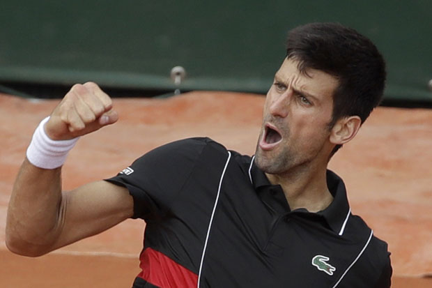 ЂОКОВИЋ ИГРА НА ВИМБЛДОНУ: Новак се загрева у Квинсу, са Вајдом и у Лондону