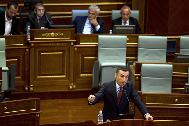 Приштина усвојила скандалозну резолуцију о Геноциду Србије на Косову 