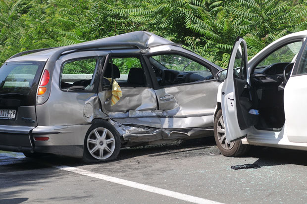 УДЕС КОД КРАЉЕВА: Настрадала Новопазарка (ФОТО)