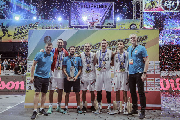 ОДБРАЊЕН ТРОН: Српски баскеташи поново шампиони света