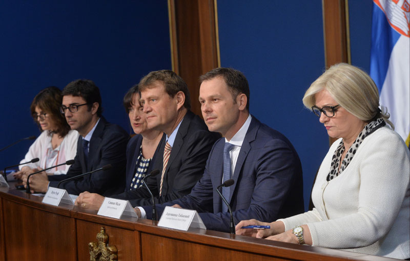 Једино каса мери повишице