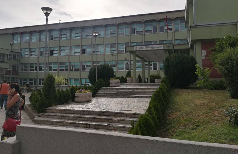 ЂАК ДОНЕО МЕТАК: Инцидент у Основној школи „Четврти краљевачки батаљон“