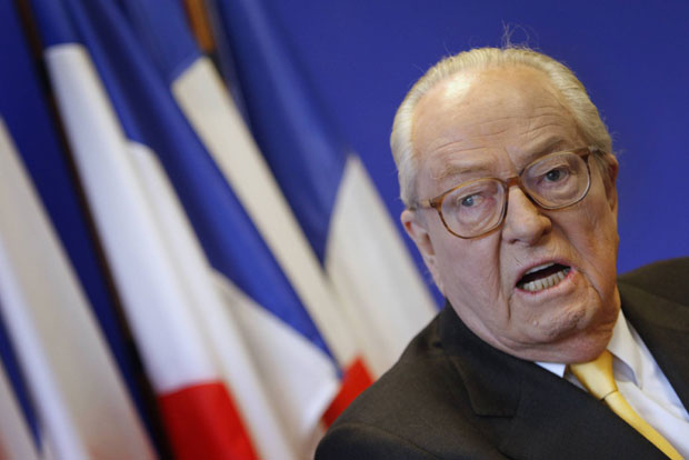 ЖАН-МАРИ ЛЕ ПЕН У БОЛНИЦИ: Одложено суђење због вређања хомосексуалаца