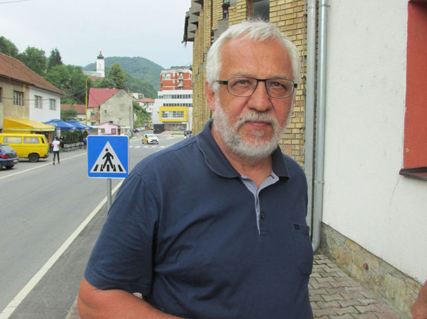 ЧЕШКИ РЕДИТЕЉ НАСТАВЉА БОРБУ ЗА ИСТИНУ: Филм о страдању Срба у Сребреници