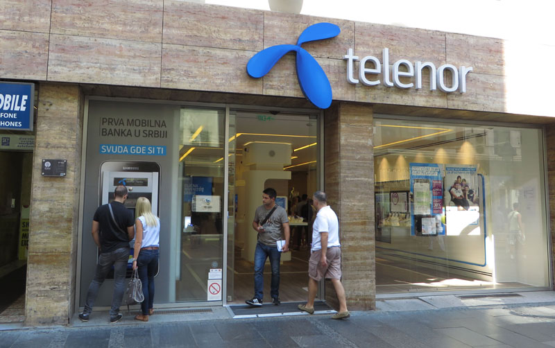 Чеси узимају и Теленор банку