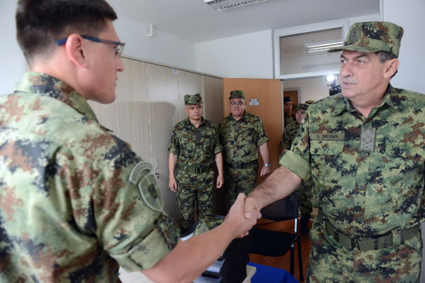 Диковић посетио учеснике вежбе Платинасти вук 2018