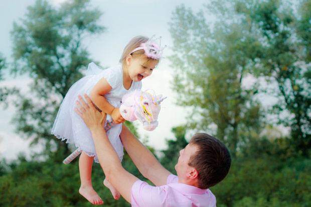 ИСТРАЖИВАЊЕ ПОКАЗАЛО: Око 90 одсто мушкараца у Србији жели да проводи више времена са децом
