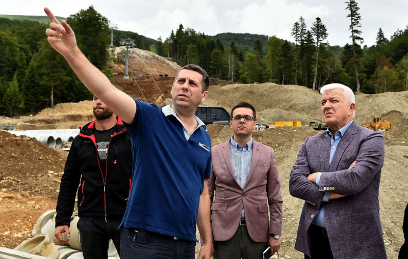 Марковић градитељима ски центра: Добро засучите рукаве, или се свађамо