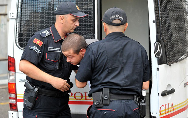 Са оцем планирао да бежи у Америку?