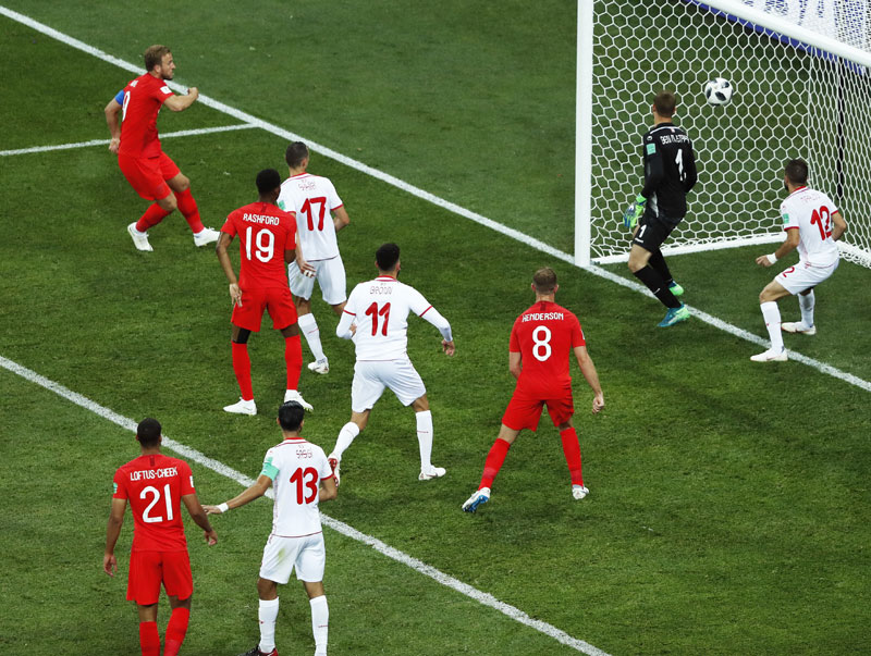 ЕНГЛЕСКА У НАДОКНАДИ ДО ПОБЕДЕ: Кејн срушио храбри Тунис