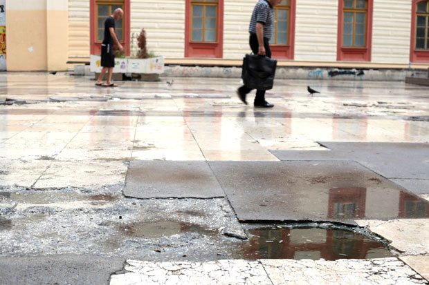 Плато тек кад и пешачка зона