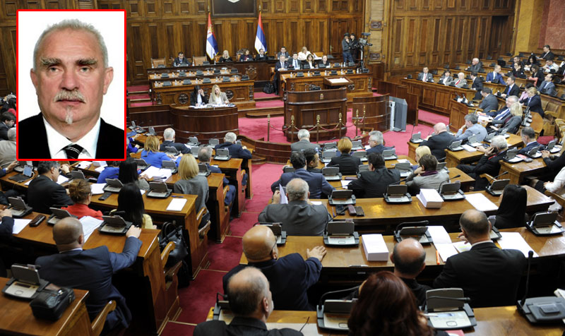 Посланику Бабићу прете да ће га заклати!