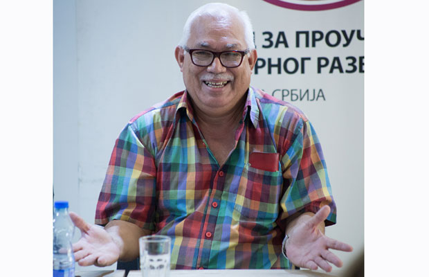 Франсиско Лопес Сача: Кастро је забрањена тема