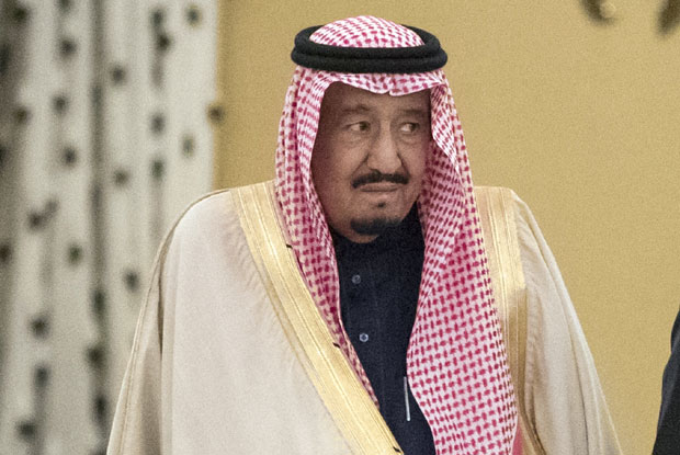 Саудијска Арабија: Отпуштен због голишавих Рускиња